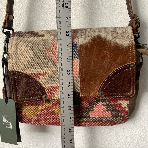 New Myra Leather Western Crossbody Bag Mixed Media Clasp Zipper Southwest Rodeo - Picture 13 of 16